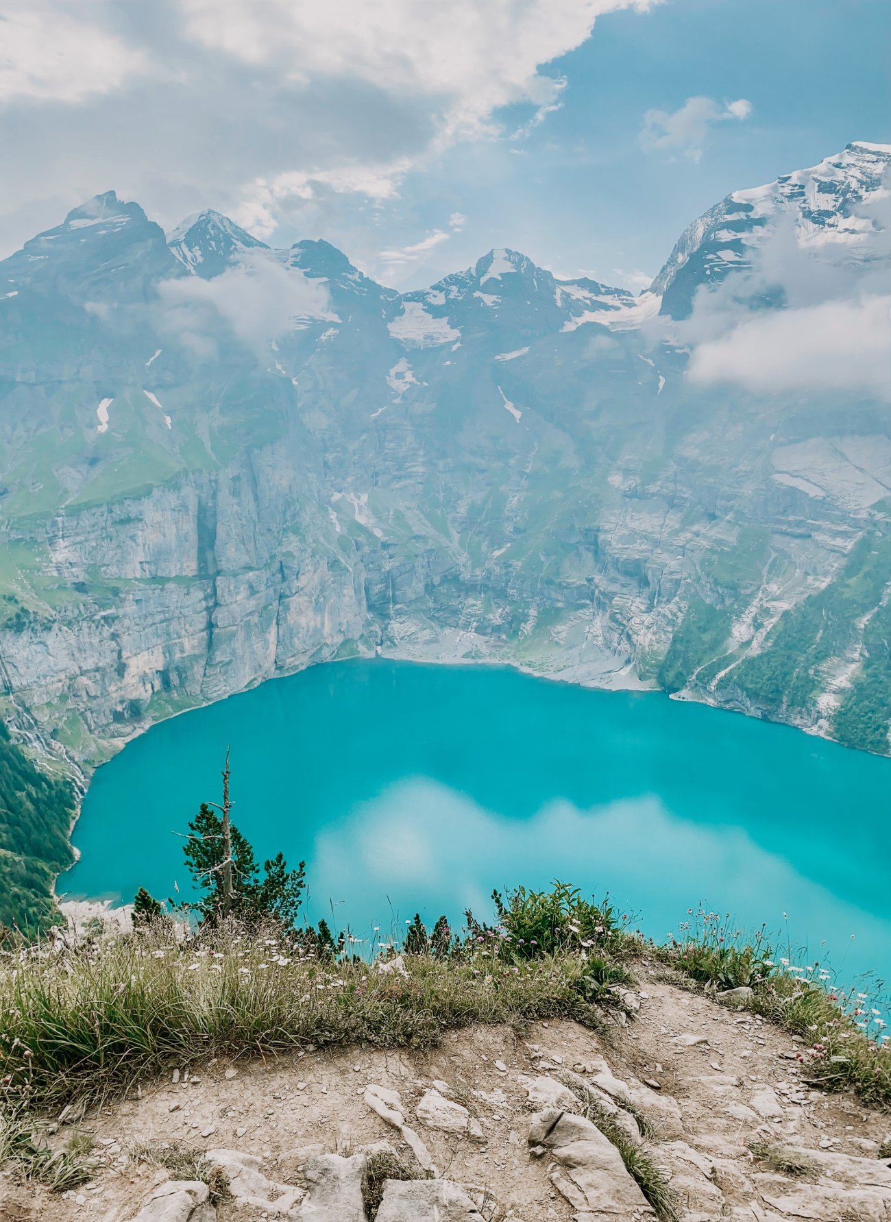 Oeschinensee Ist das die schönste Wanderung in der Schweiz?